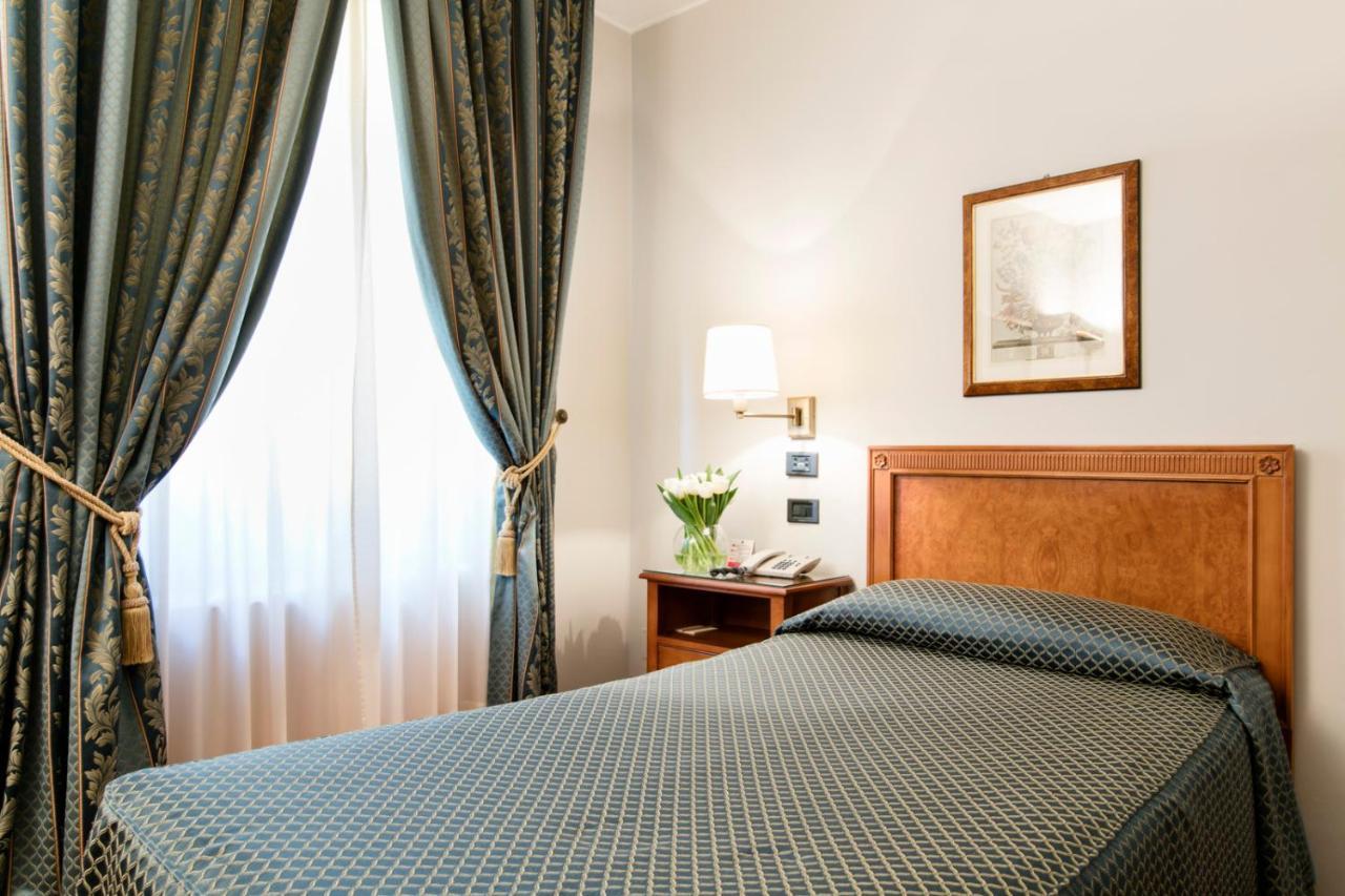 Albergo Delle Notarie Reggio nell'Emilia Buitenkant foto