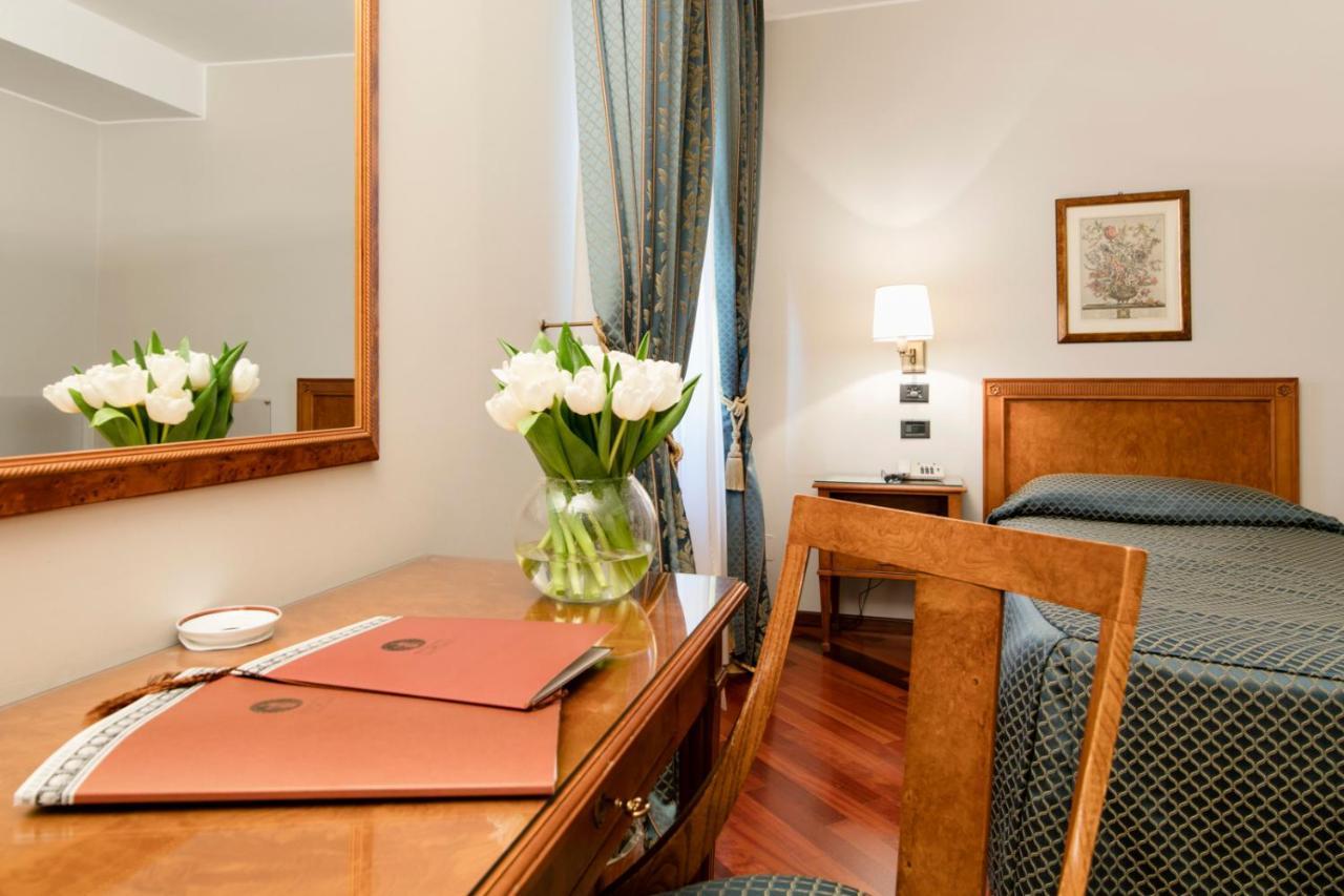 Albergo Delle Notarie Reggio nell'Emilia Buitenkant foto