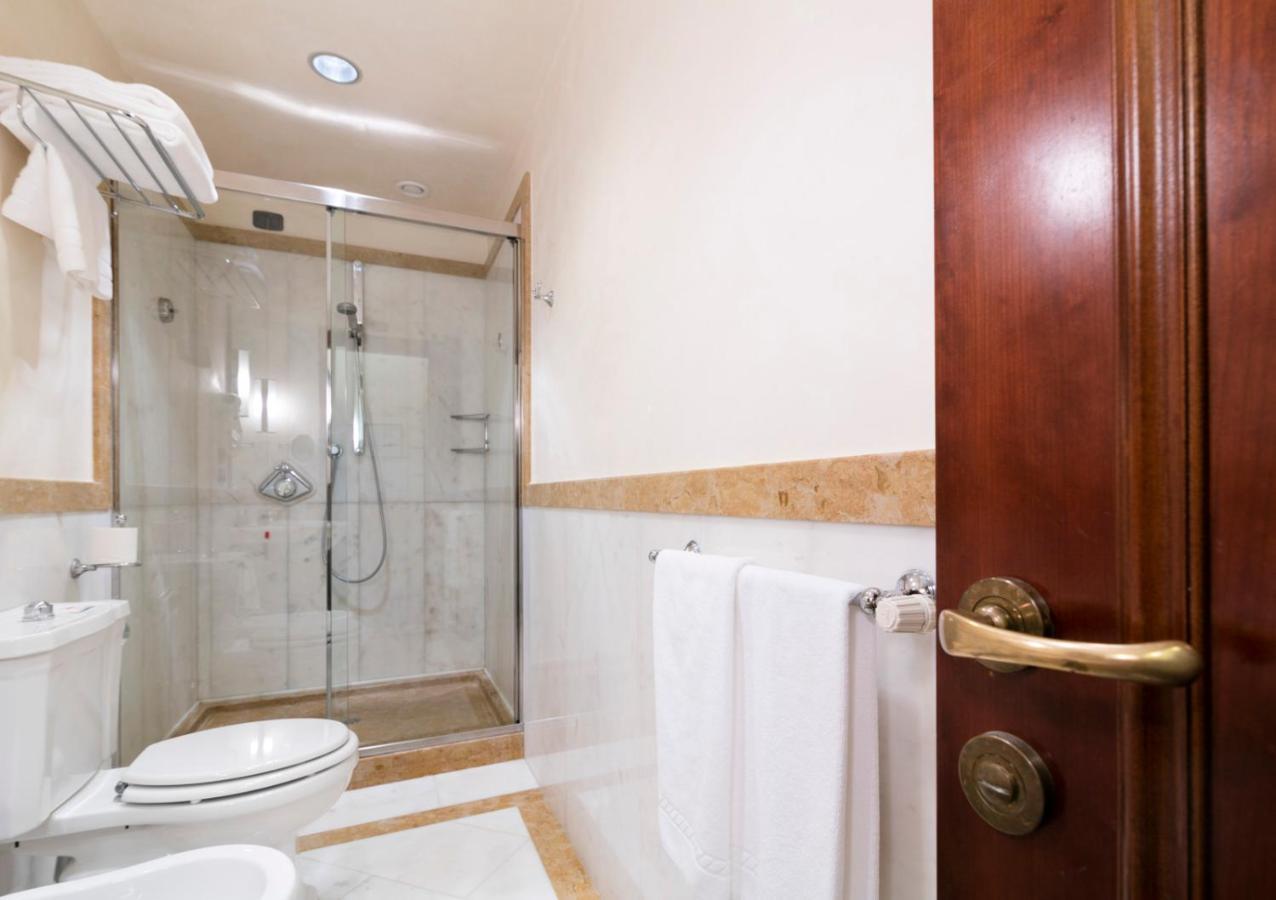 Albergo Delle Notarie Reggio nell'Emilia Buitenkant foto