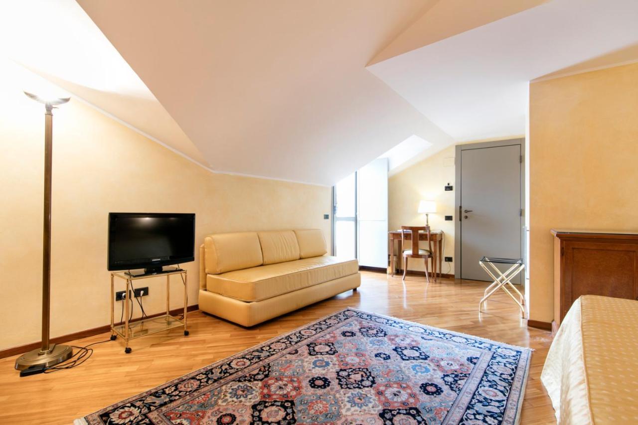 Albergo Delle Notarie Reggio nell'Emilia Buitenkant foto
