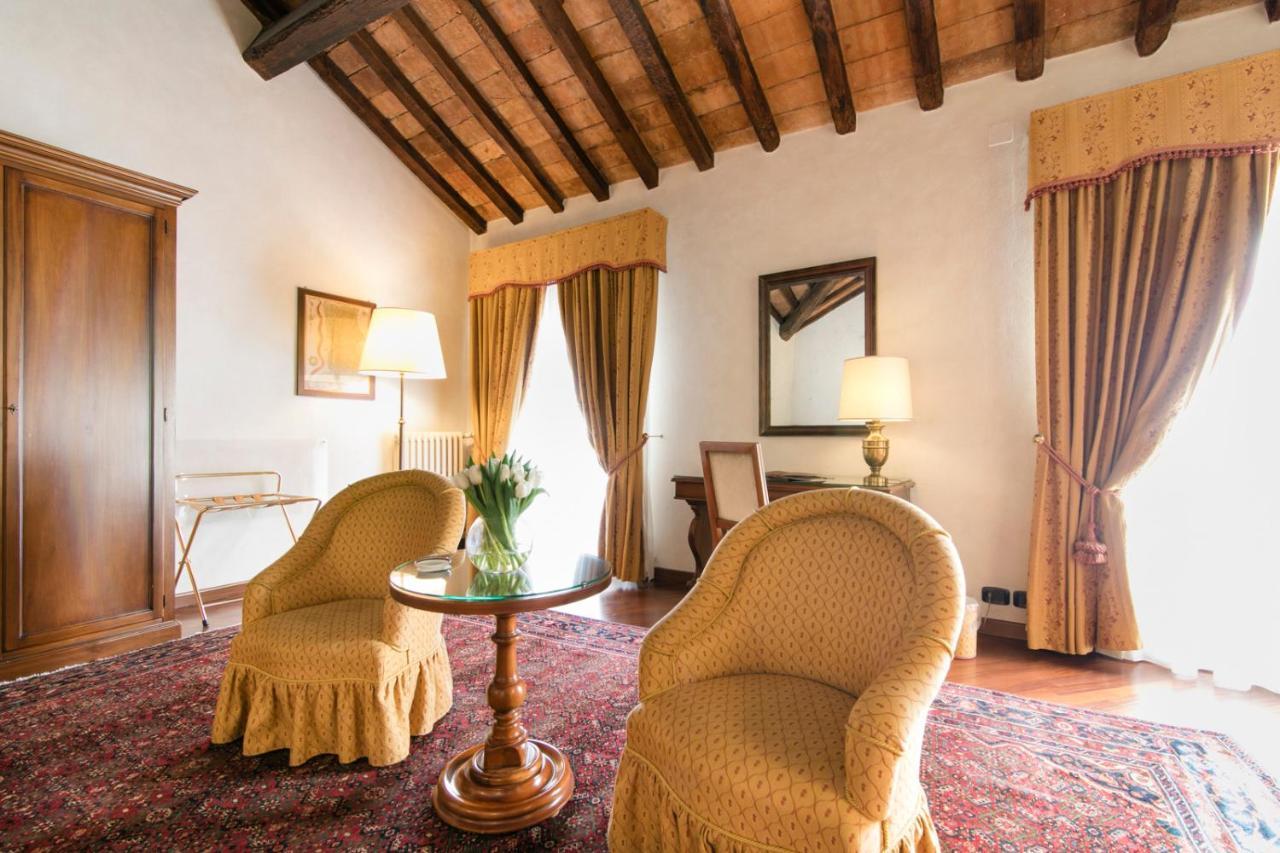 Albergo Delle Notarie Reggio nell'Emilia Buitenkant foto