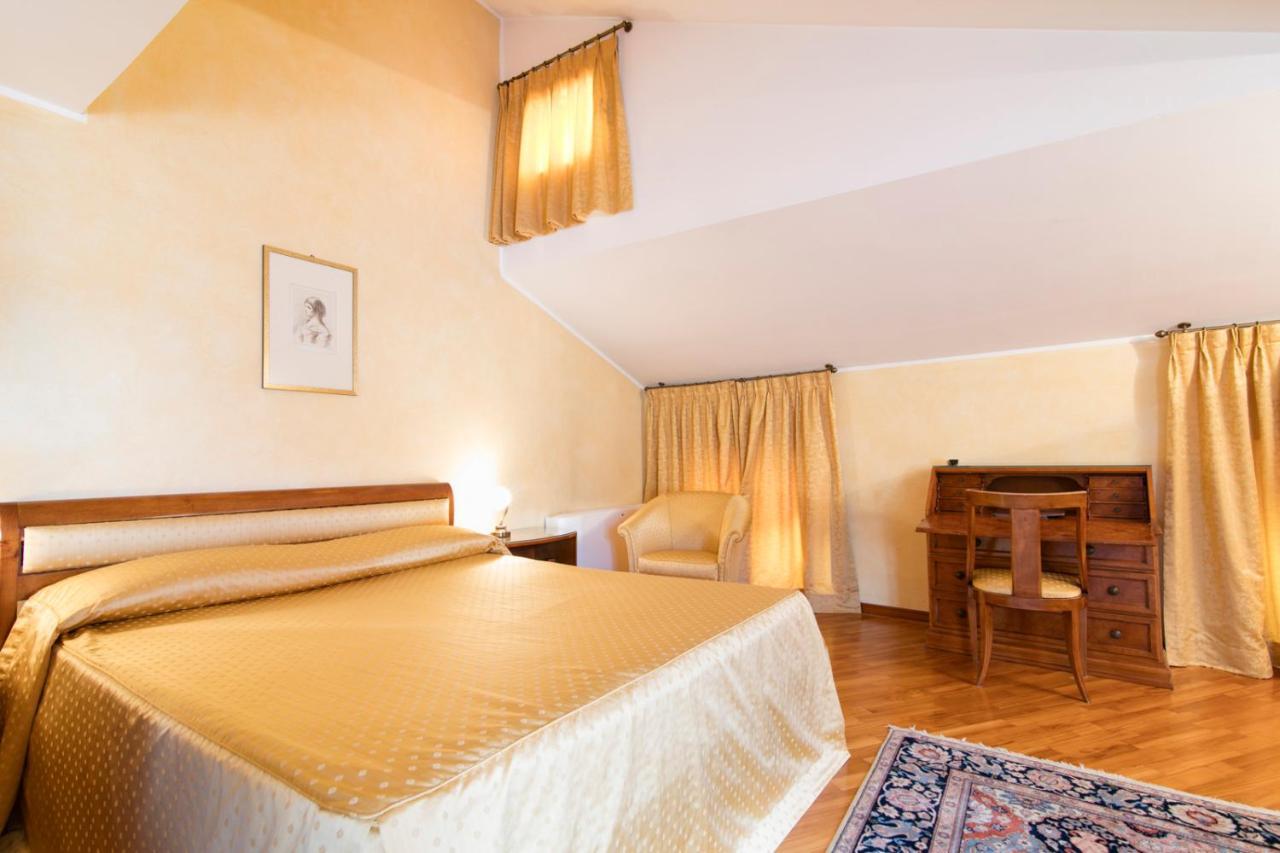 Albergo Delle Notarie Reggio nell'Emilia Buitenkant foto