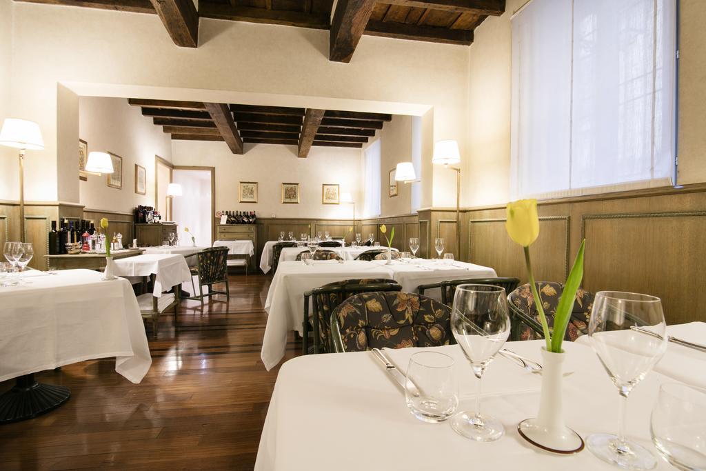 Albergo Delle Notarie Reggio nell'Emilia Buitenkant foto