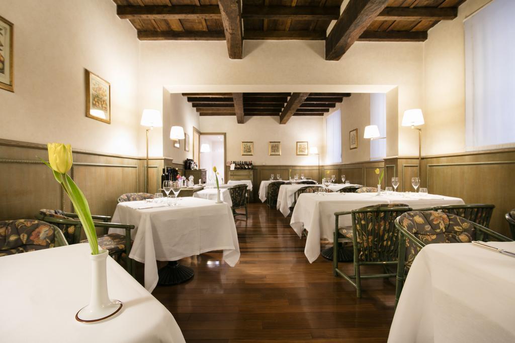 Albergo Delle Notarie Reggio nell'Emilia Buitenkant foto