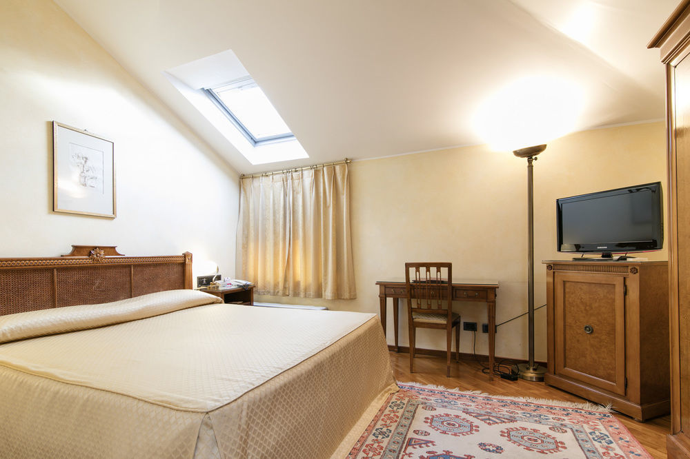 Albergo Delle Notarie Reggio nell'Emilia Buitenkant foto