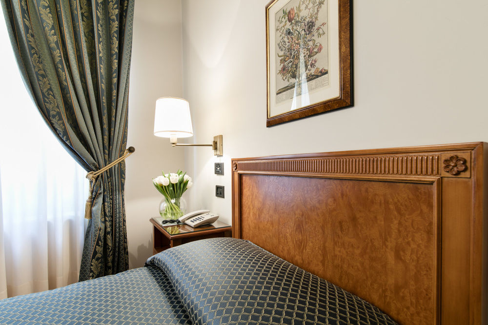 Albergo Delle Notarie Reggio nell'Emilia Buitenkant foto