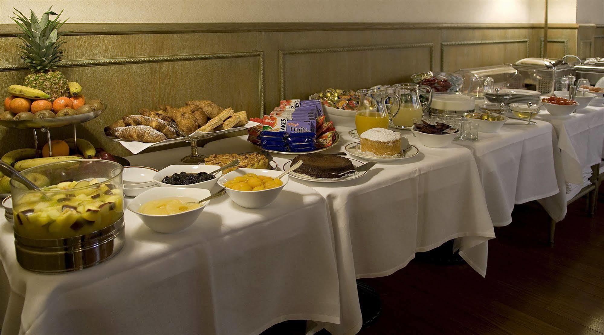 Albergo Delle Notarie Reggio nell'Emilia Buitenkant foto